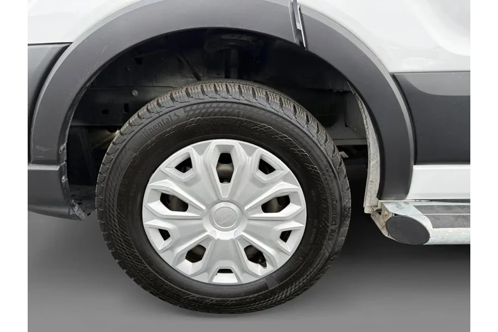 $32992 : Ford Transit 2024 250 3dr LW image 9