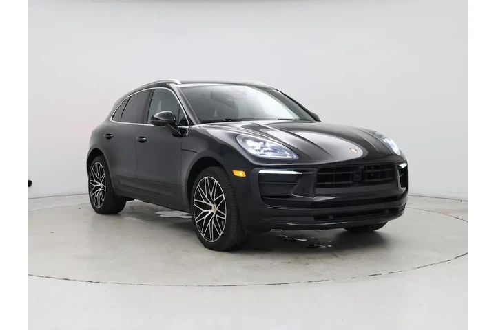 $38998 : Porsche Macan 2023 AWD T 4dr image 1