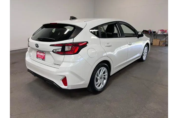 $23939 : Subaru Impreza 2025 AWD Base image 3