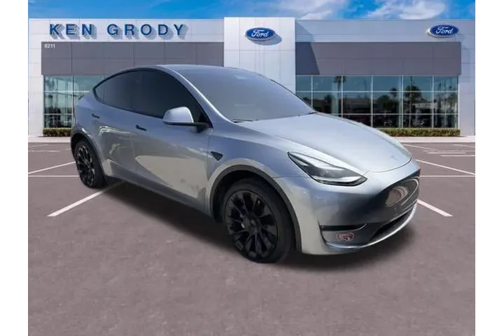 $35976 : Tesla Model Y 2024 AWD Long image 1