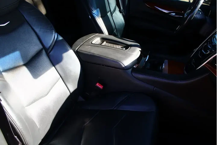 $19770 : Cadillac Escalade 2015 4x4 L image 7