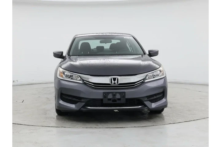 $17998 : Honda Accord 2017 LX 4dr Sed image 5