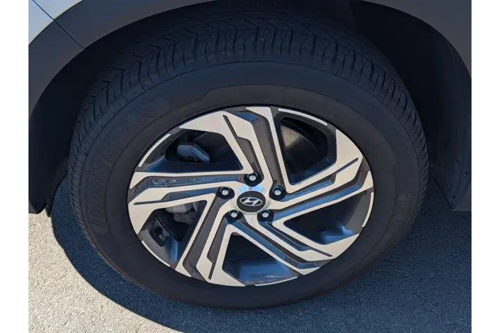 $22999 : Hyundai SANTA FE 2023 AWD SE image 7