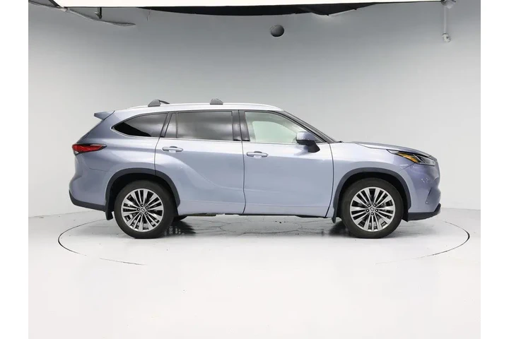 $37998 : Toyota Highlander 2021 AWD P image 7
