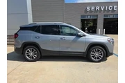 $19900 : GMC Terrain 2024 AWD SLT 4dr thumbnail