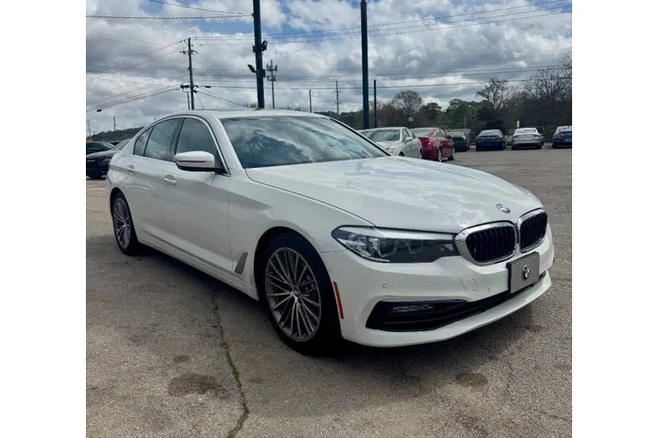 $12900 : 2017 BMW 5 Series 530i image 3