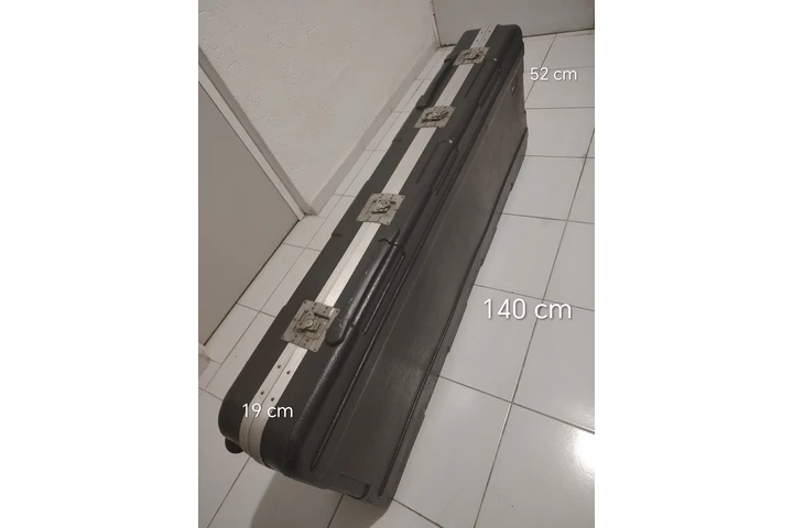 Se vende estuche para teclado image 1