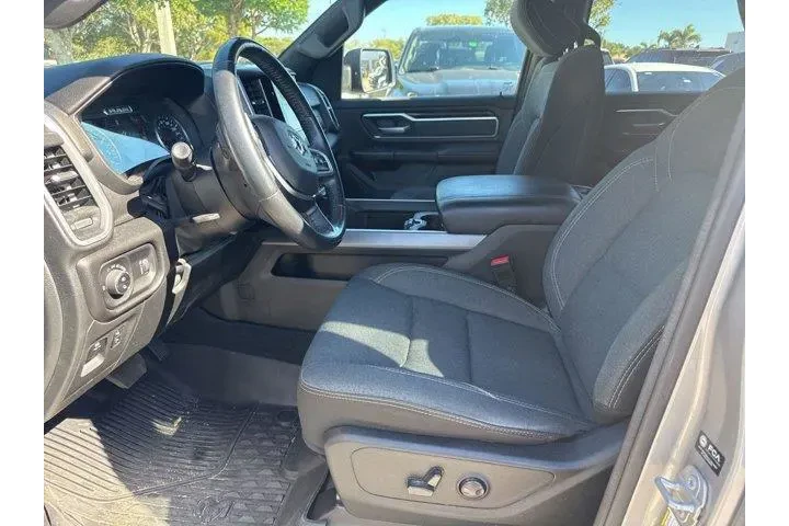 $29996 : Ram 1500 2022 4x2 Big Horn 4 image 6