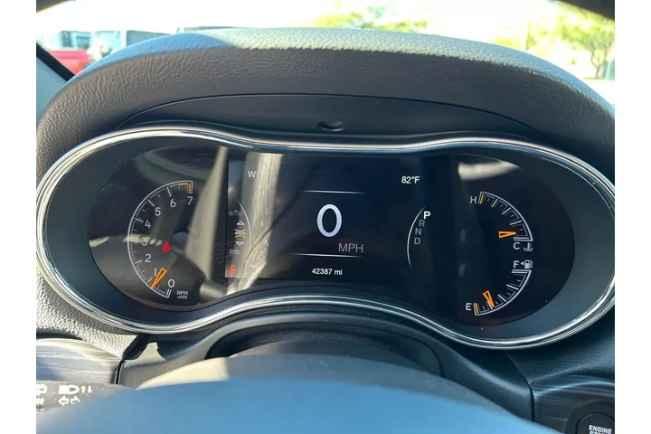 Jeep Grand Cherokee 2020 4x2 image 10