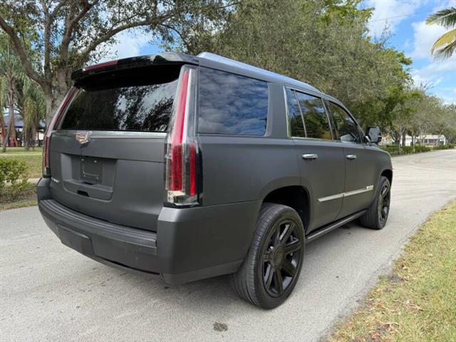 $19950 : 2015 Escalade Premium image 5