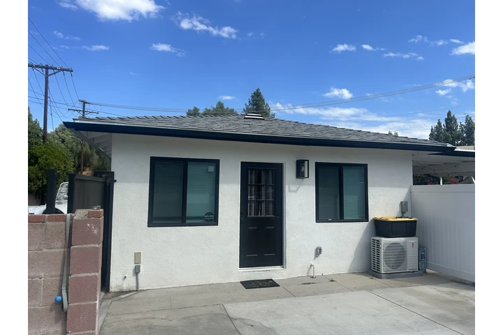 $1900 : Back house image 2