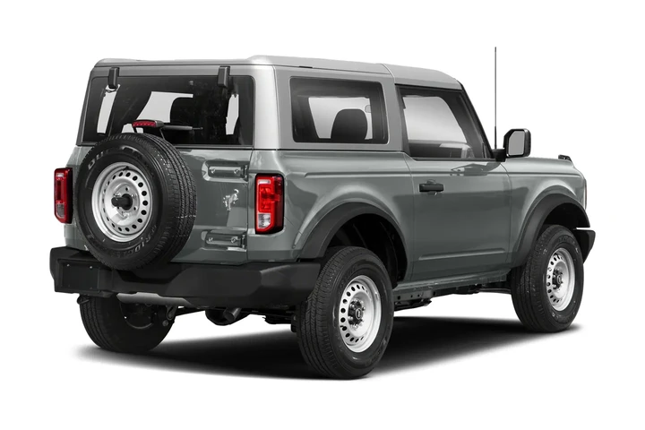 2023 Bronco Outer Banks image 3