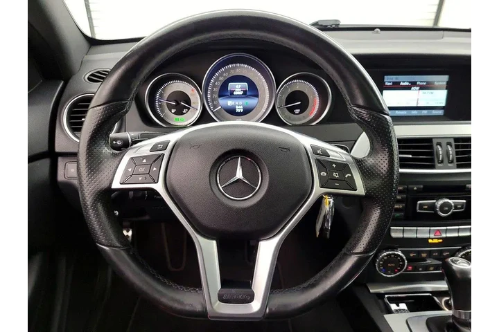$15998 : Mercedes-Benz C-Class 2015 C image 10