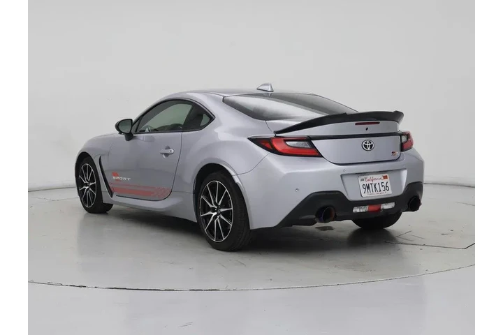 $31998 : Toyota GR86 2024 2dr Coupe 6 image 2