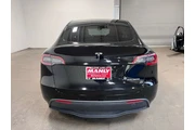 $28829 : Tesla Model Y 2021 AWD Long thumbnail