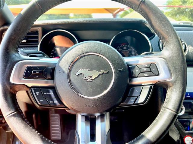 $18950 : 2017 FORD MUSTANG V6 image 10