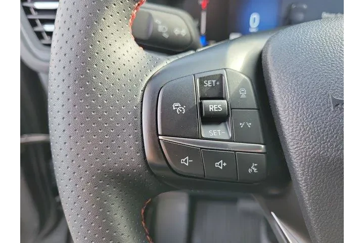 $23500 : Ford Escape 2025 ST-Line 4dr image 5