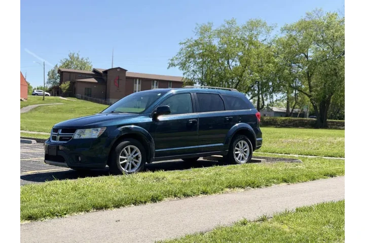 $3900 : 2015 Journey SXT image 9