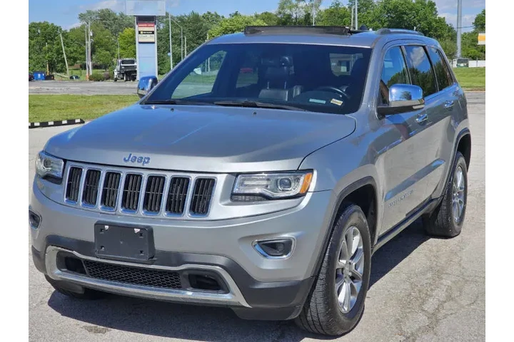 $12000 : 2015 Grand Cherokee Limited image 4