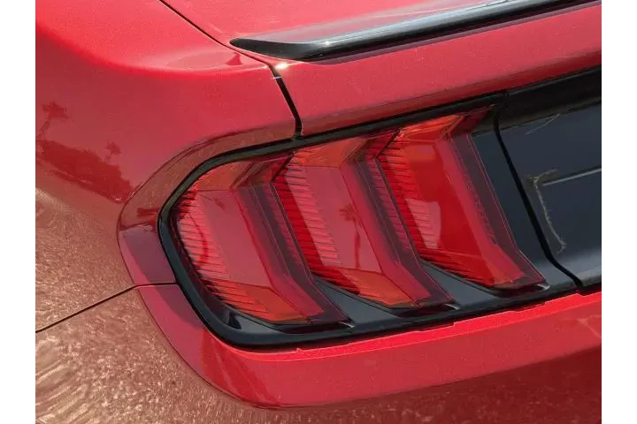 $28600 : Ford Mustang 2023 EcoBoost 2 image 8