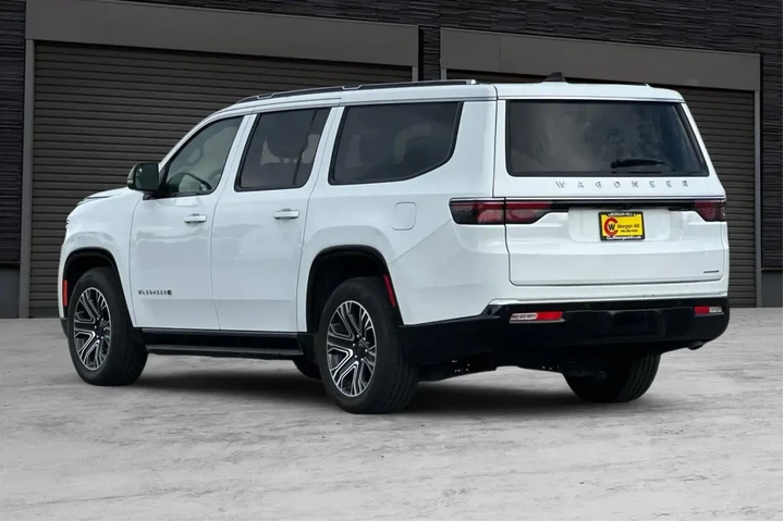 $38557 : Jeep Wagoneer L 2024 4x2 Ser image 6
