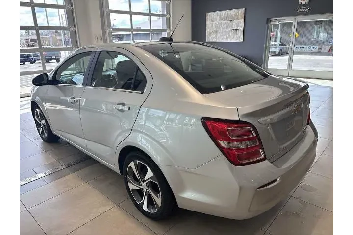 $9490 : Chevrolet Sonic 2018 Premier image 5