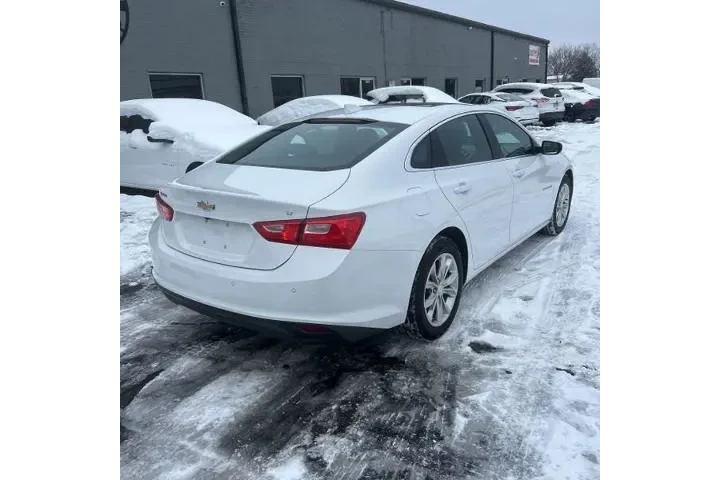 $18900 : Chevrolet Malibu 2024 LT 4dr image 6