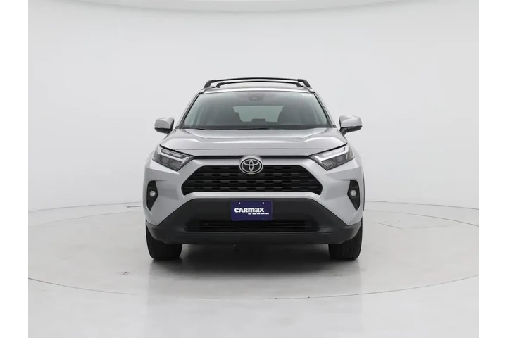 $29998 : Toyota RAV4 2022 AWD XLE Pre image 5