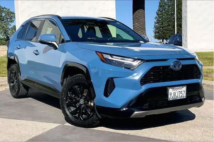 $36985 : Toyota RAV4 Hybrid 2024 AWD image 2