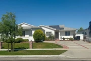 spacious, open living home en Los Angeles
