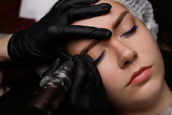 Microblading Eyebrows Near WA image 1