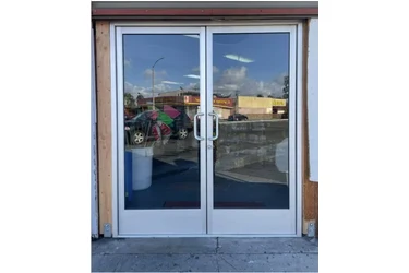 ✨ PRECISION GLASS & MIRROR ✨ en Los Angeles