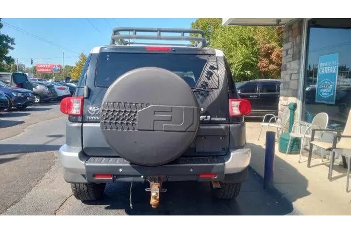 $13500 : 2007 FJ Cruiser image 8