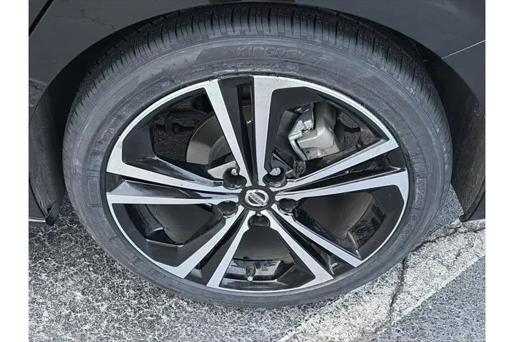 $19453 : Nissan Sentra 2023 SR 4dr Se image 9