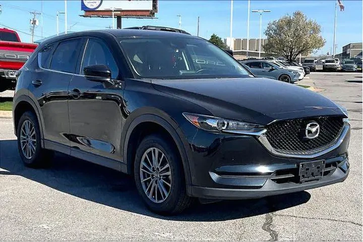 $17902 : Mazda CX-5 2017 AWD Touring image 2