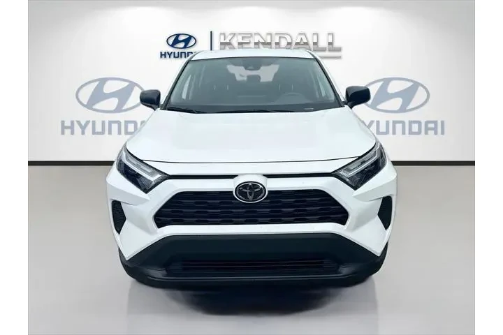 $25888 : Toyota RAV4 2024 LE 4dr SUV image 1