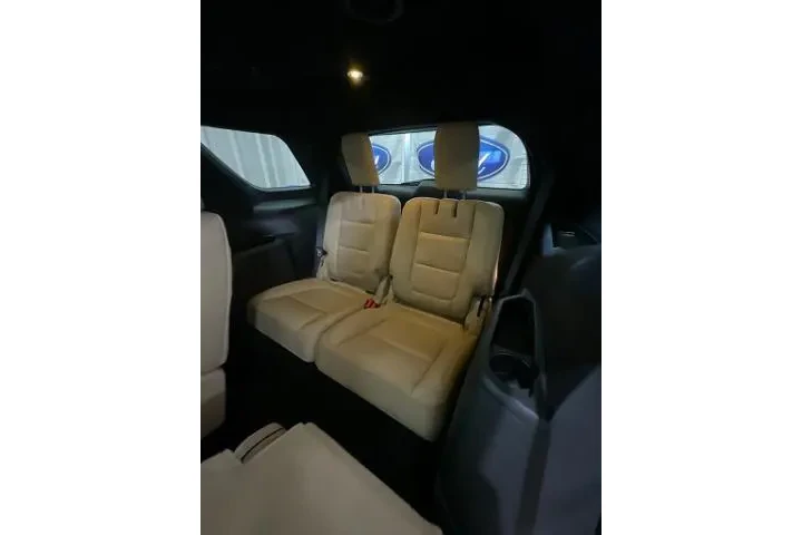 $16990 : Ford Explorer 2017 Limited 4 image 10