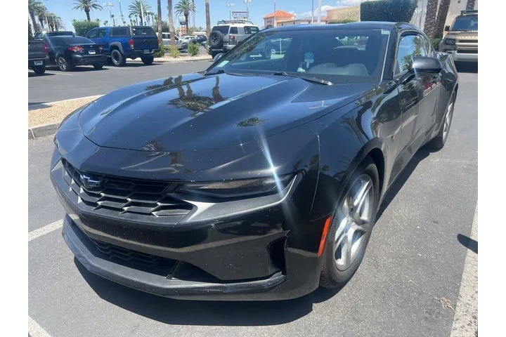 $20813 : Chevrolet Camaro 2019 LT 2dr image 1