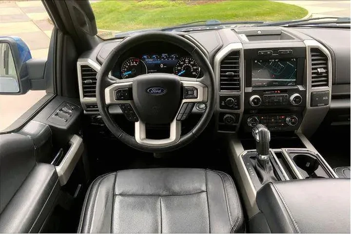 $35985 : Ford F-150 2018 4x4 Lariat 4 image 5