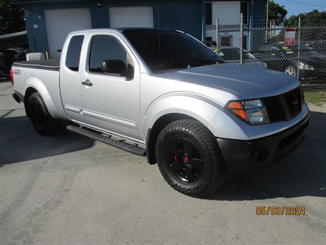 $13995 : 2005 Frontier image 2