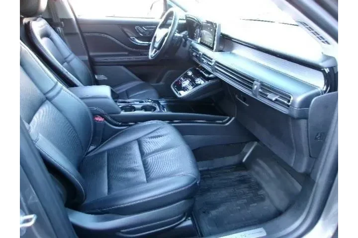 $29897 : Lincoln Corsair 2022 AWD Sta image 2