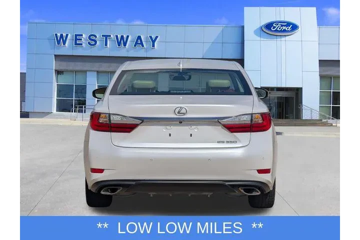 $18444 : Lexus ES 350 2016 4dr Sedan image 4
