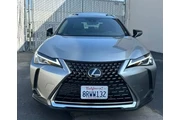 $24000 : Lexus UX 200 2019 4dr Crosso thumbnail
