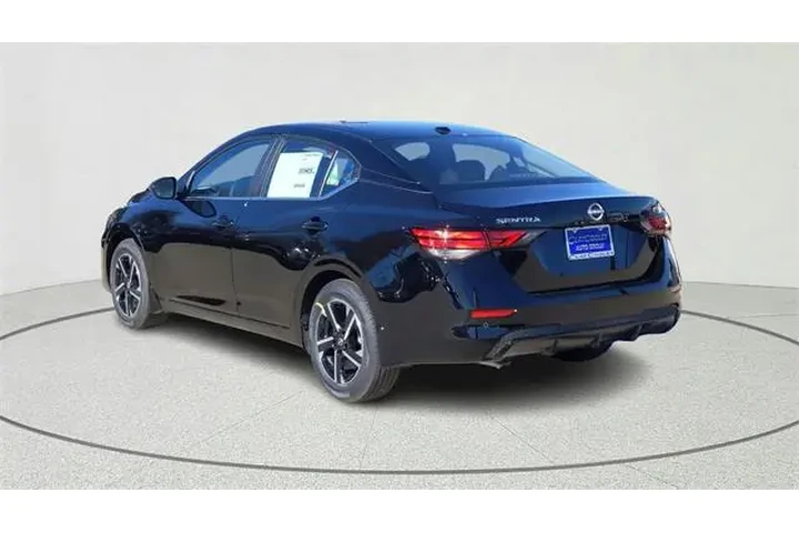 $19014 : Nissan Sentra 2024 SV 4dr Se image 5