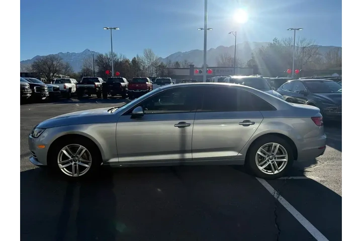 $16223 : Audi A4 2017 AWD 2.0T quattr image 4