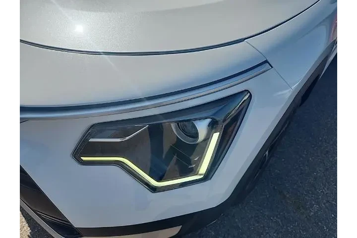 $27491 : Kia Niro 2024 EX 4dr Crossov image 5