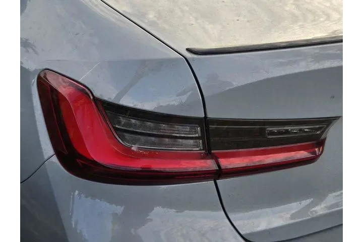 $32700 : BMW 3 Series 2023 330i 4dr S image 8