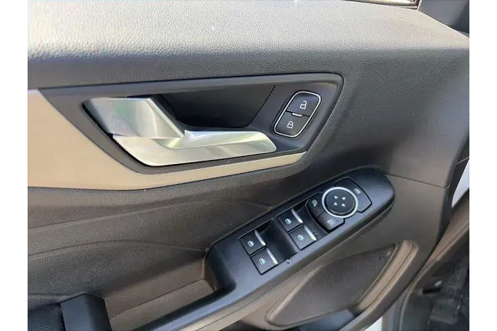 $19000 : Ford Escape 2022 SEL 4dr SUV image 10