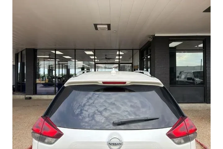 $12145 : Nissan Rogue 2018 S 4dr Cros image 10