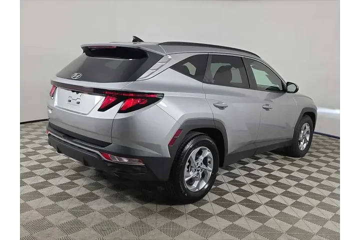 $21766 : Hyundai TUCSON 2024 SEL 4dr image 8